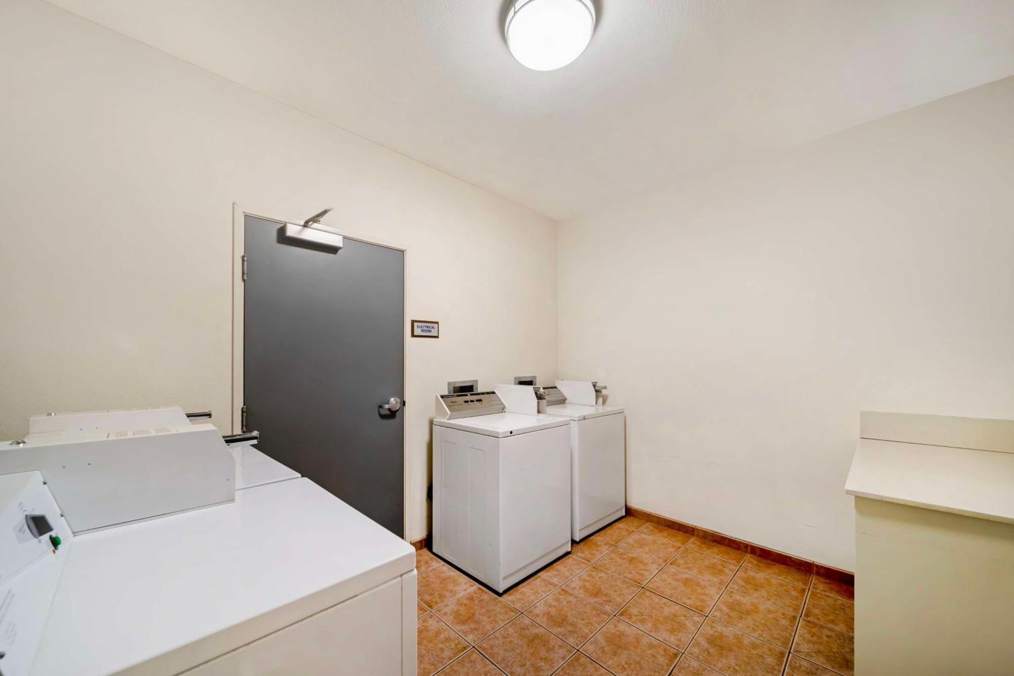 Best Western Crater Lake Highway White City/Medford Extérieur photo